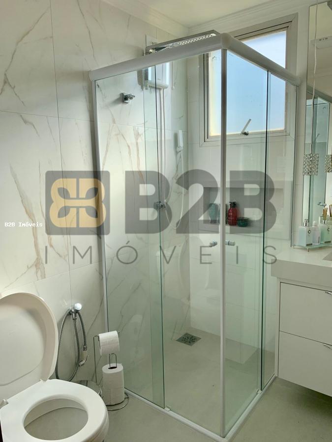 Apartamento à venda com 2 quartos, 75m² - Foto 15