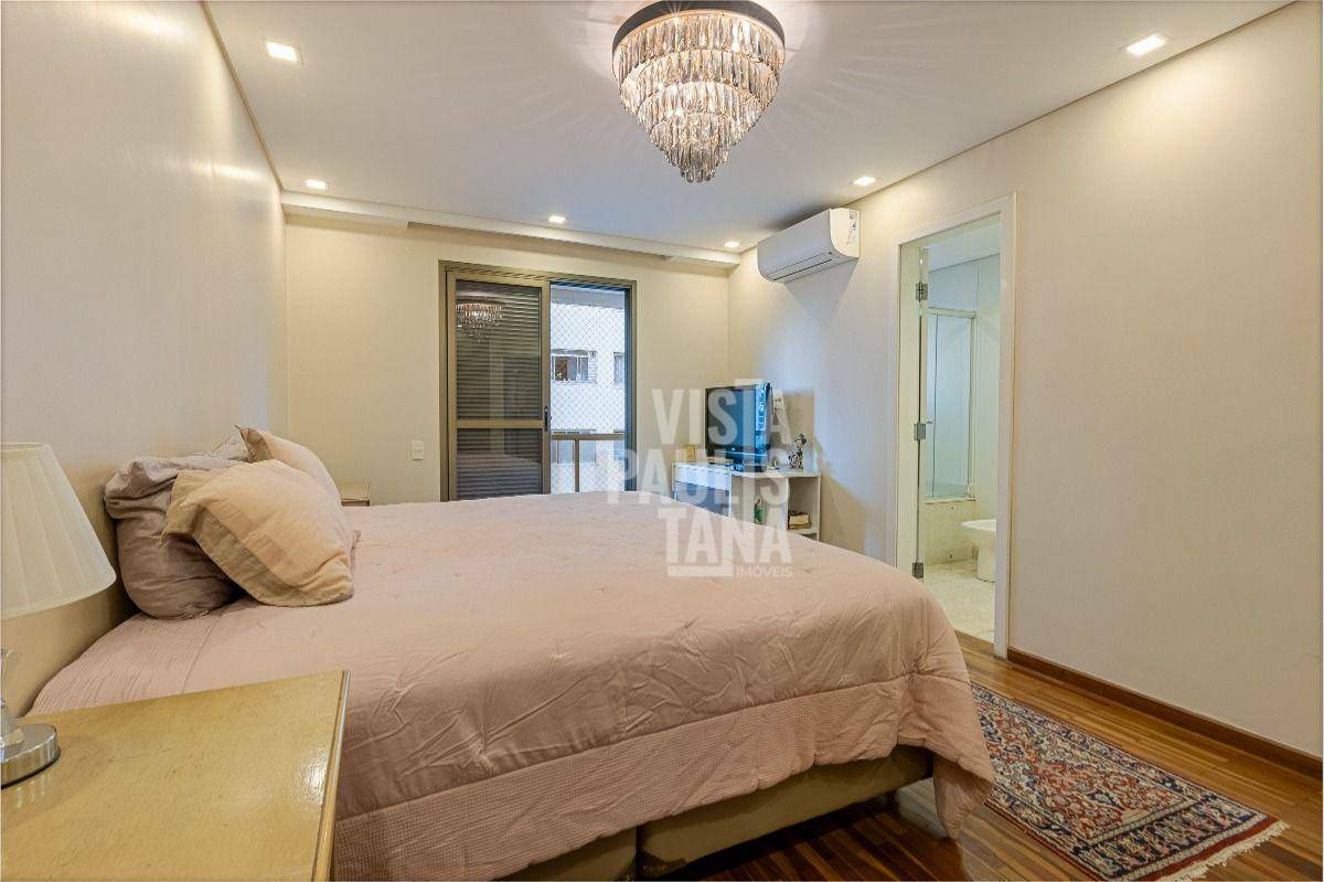 Apartamento à venda com 3 quartos, 200m² - Foto 10