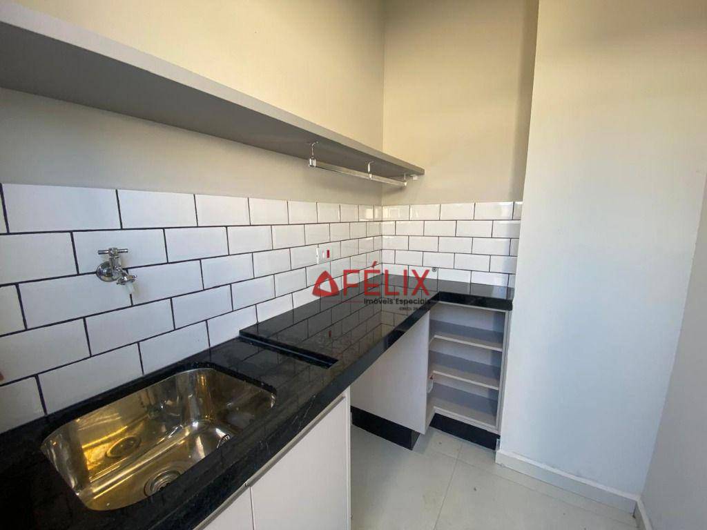 Casa de Condomínio para alugar com 3 quartos, 220m² - Foto 24