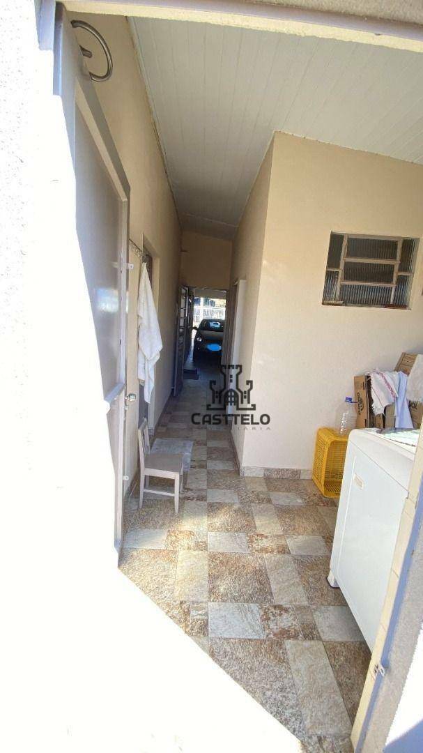 Casa à venda com 3 quartos, 194m² - Foto 20