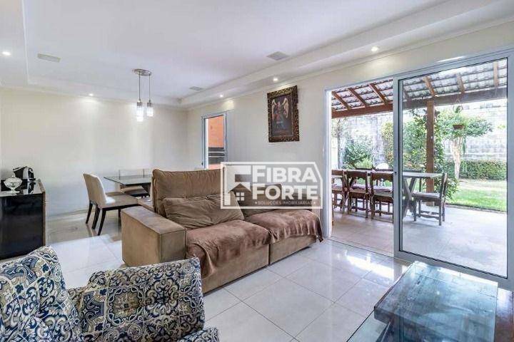 Casa de Condomínio à venda com 3 quartos, 174m² - Foto 3