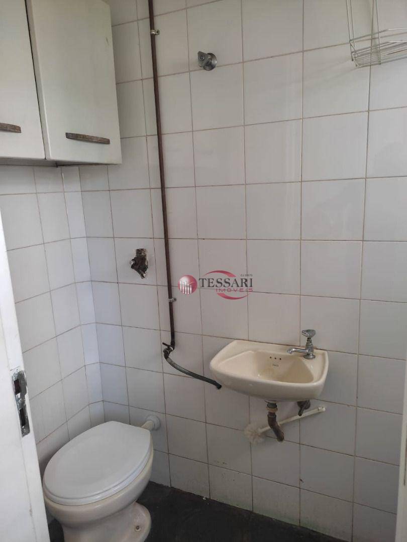 Apartamento para alugar com 2 quartos, 100m² - Foto 9