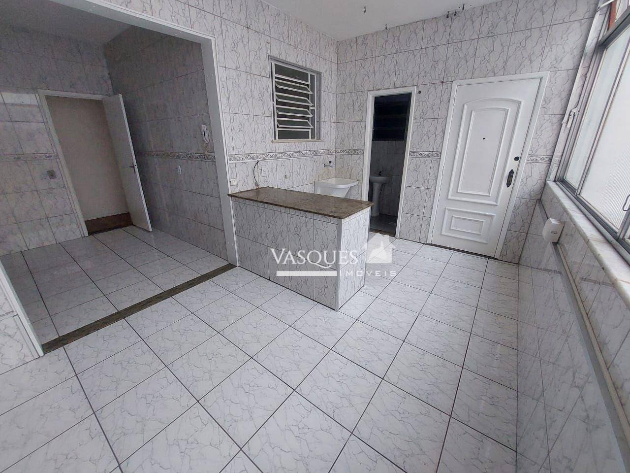 Apartamento para alugar com 3 quartos, 100m² - Foto 13