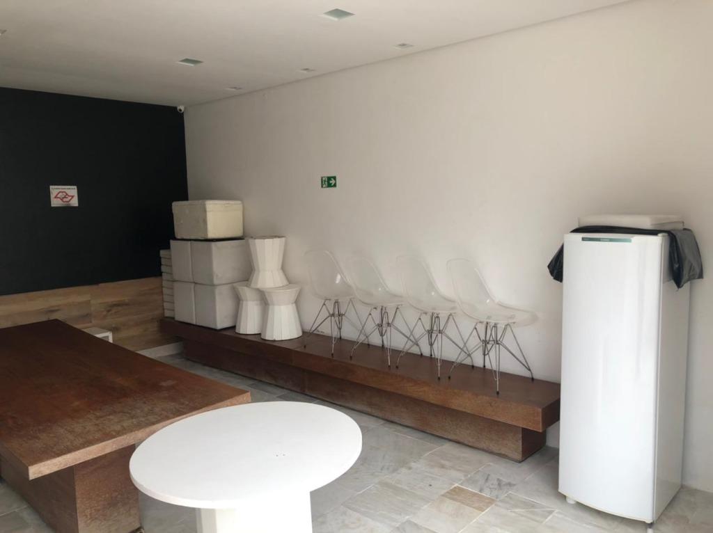 Apartamento para alugar com 2 quartos, 69m² - Foto 25