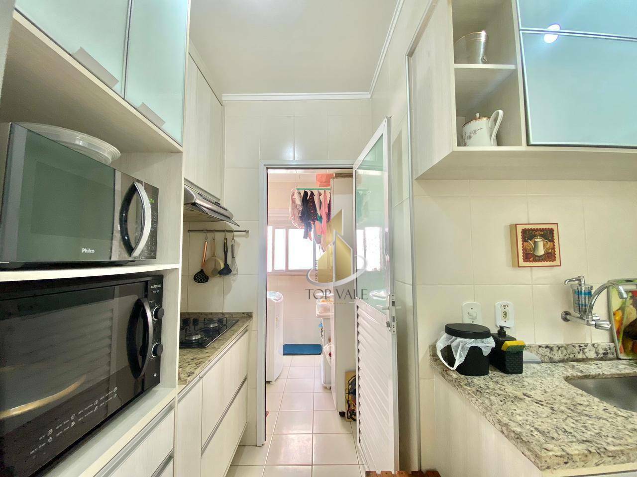 Apartamento à venda com 2 quartos, 68m² - Foto 7