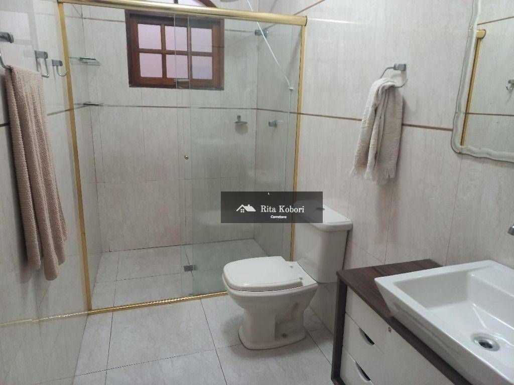 Casa à venda e aluguel com 3 quartos, 220m² - Foto 10