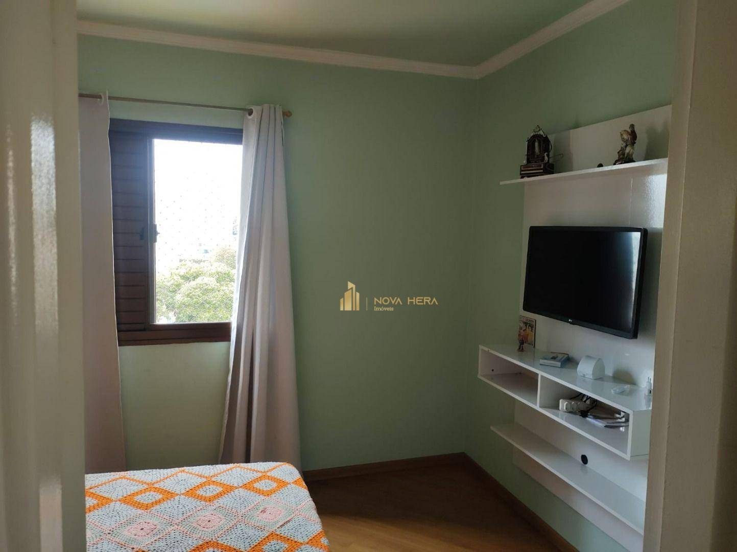 Apartamento à venda com 4 quartos, 130m² - Foto 11