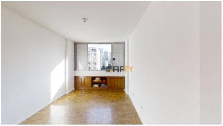 Apartamento à venda com 3 quartos, 130m² - Foto 2