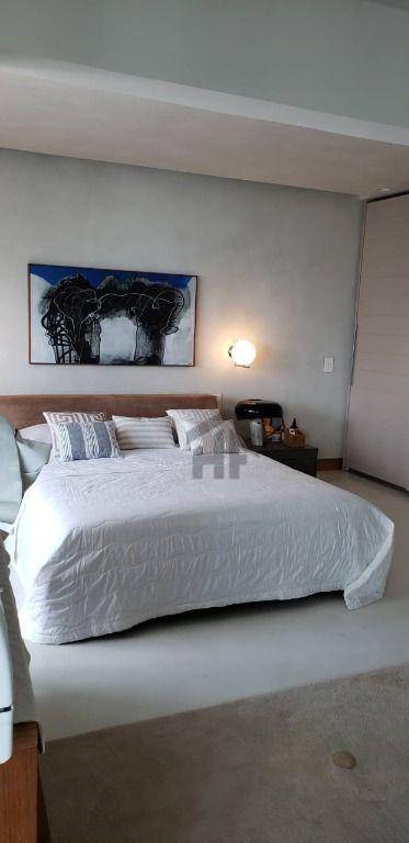 Cobertura à venda com 3 quartos, 230m² - Foto 10