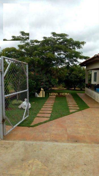 Chácara à venda com 2 quartos, 160m² - Foto 13