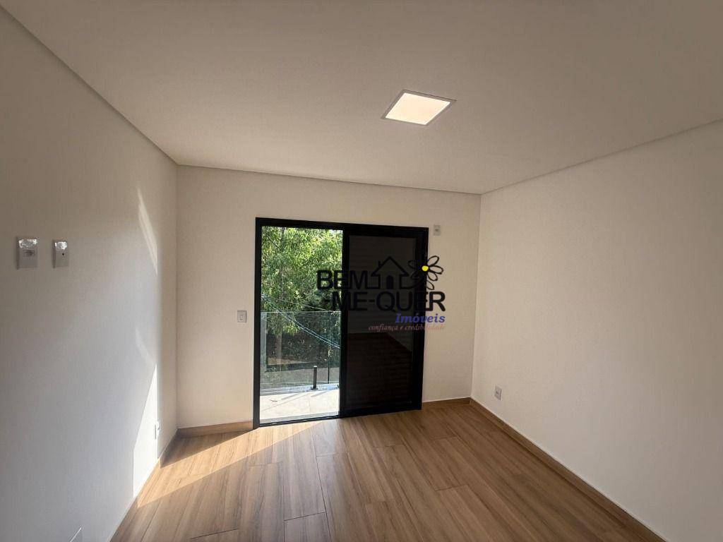 Sobrado à venda com 3 quartos, 140m² - Foto 4