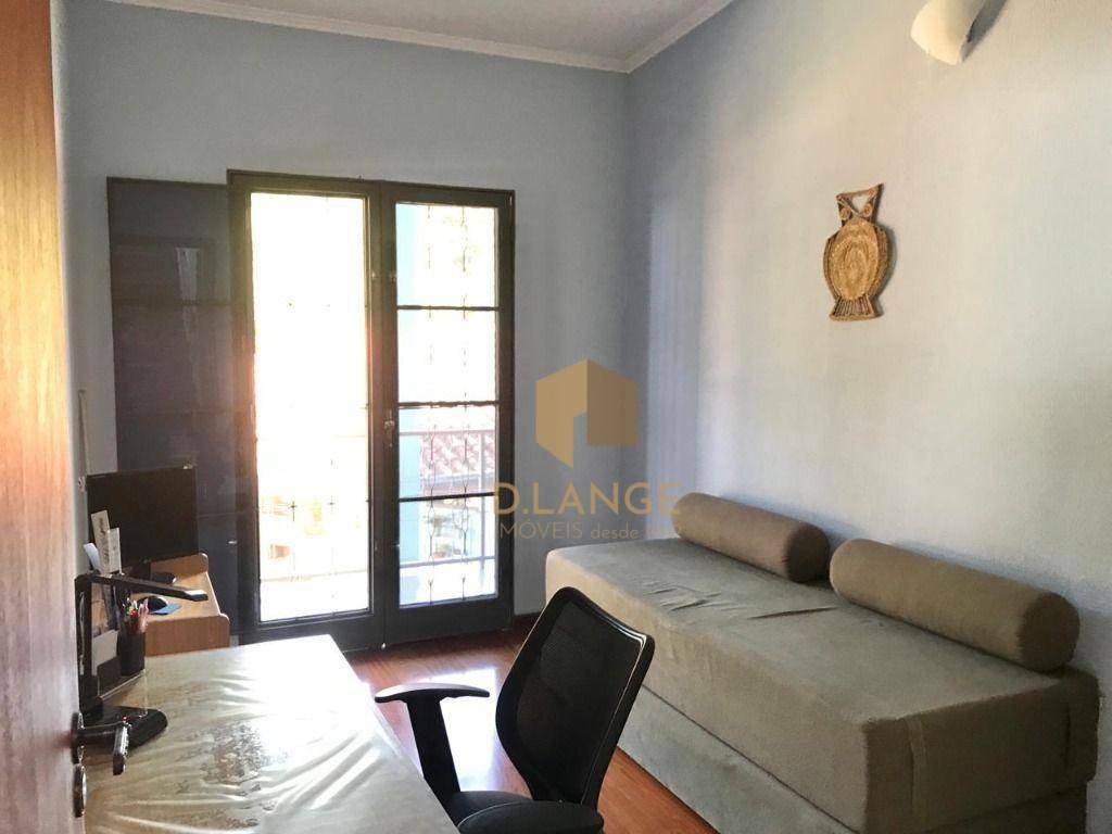 Casa à venda com 4 quartos, 338m² - Foto 10