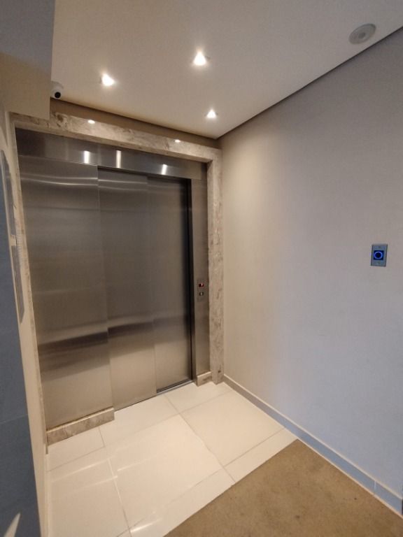 Apartamento à venda com 2 quartos, 68m² - Foto 16