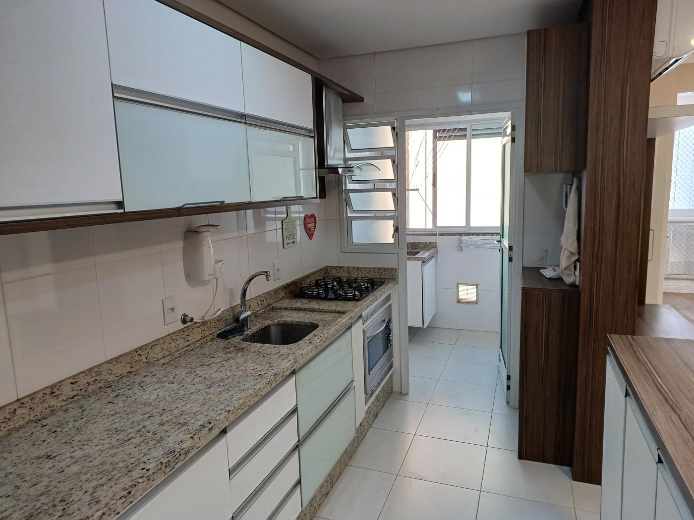 Apartamento à venda com 2 quartos, 73m² - Foto 7