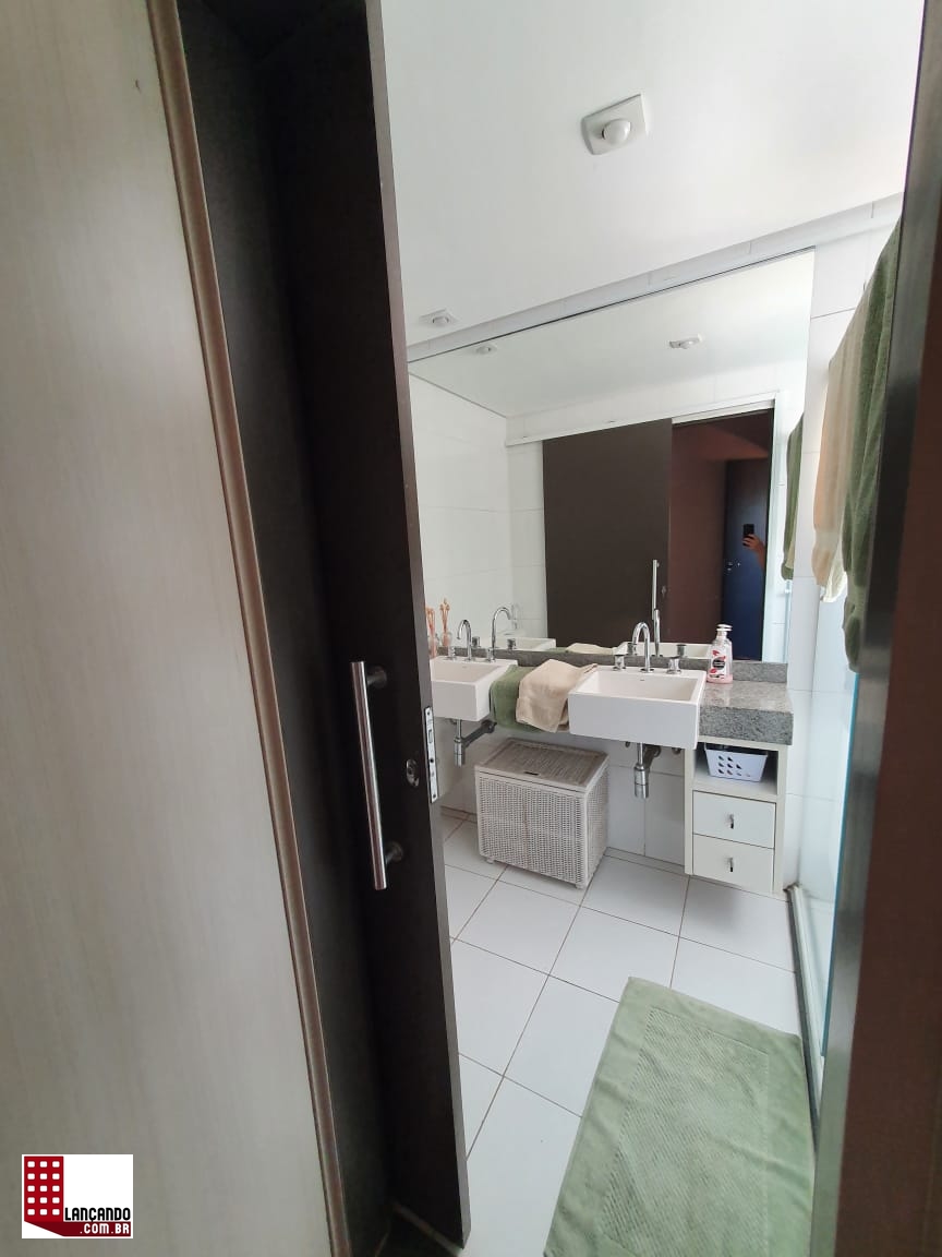 Apartamento à venda com 3 quartos, 180m² - Foto 15