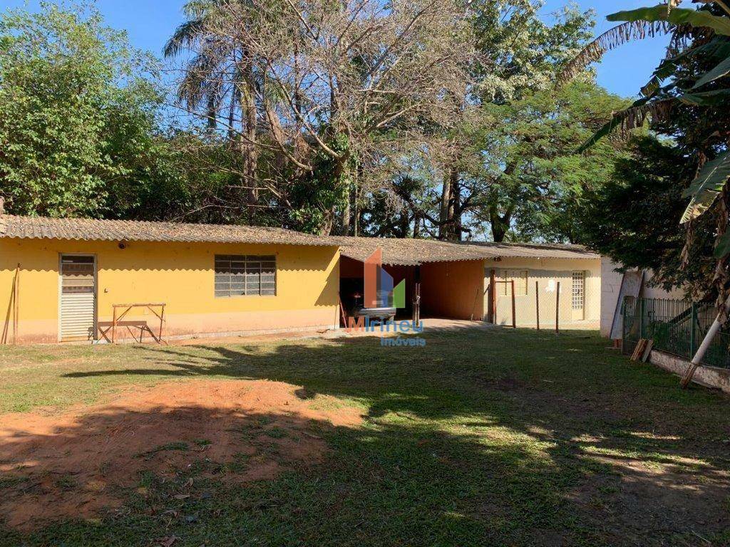 Chácara à venda com 4 quartos, 300m² - Foto 20