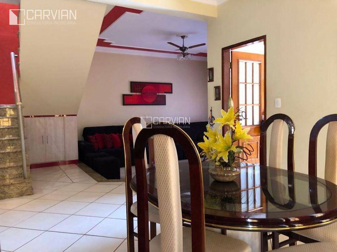 Casa à venda com 4 quartos, 335m² - Foto 9