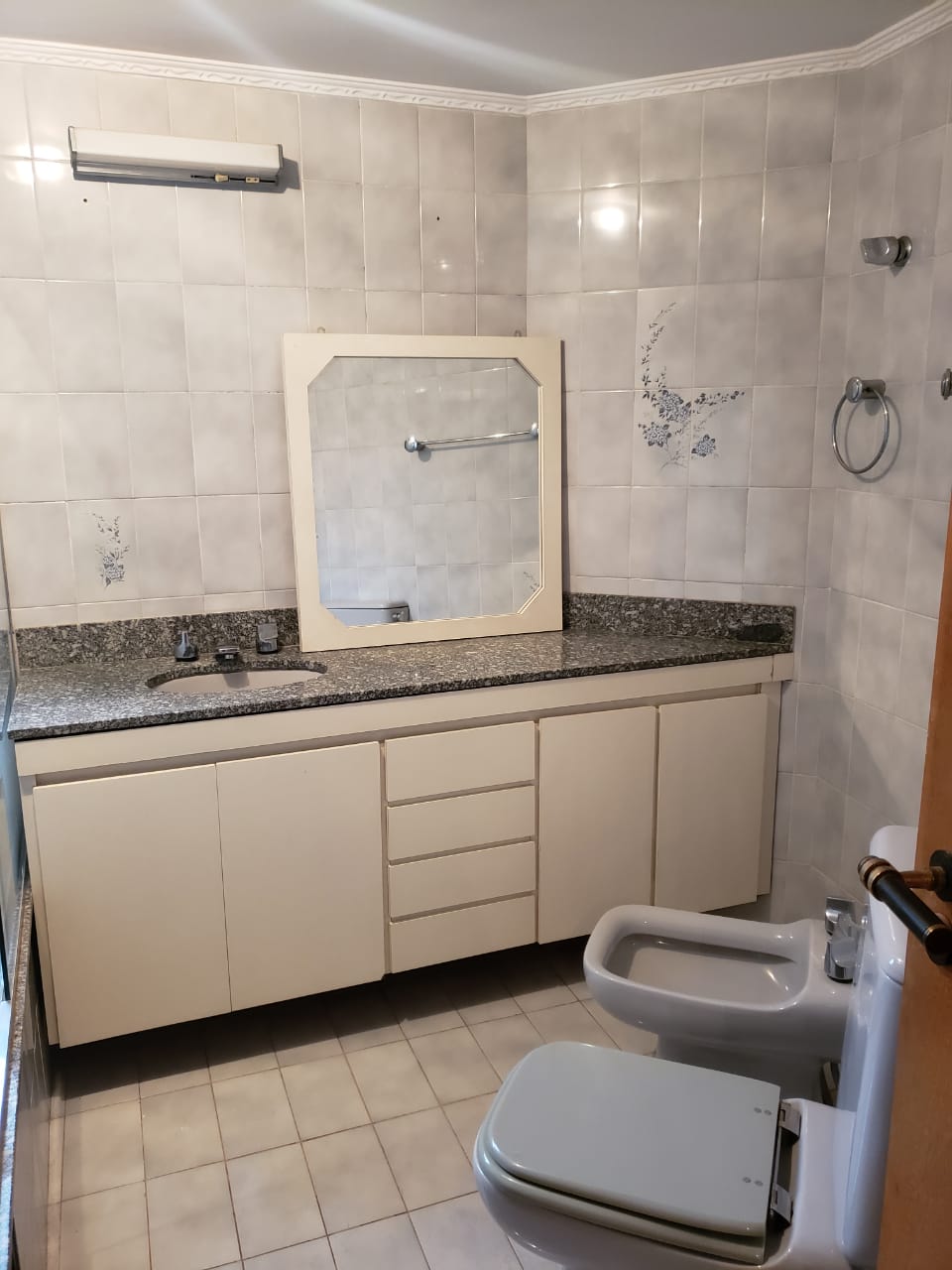 Apartamento à venda com 4 quartos, 160m² - Foto 15