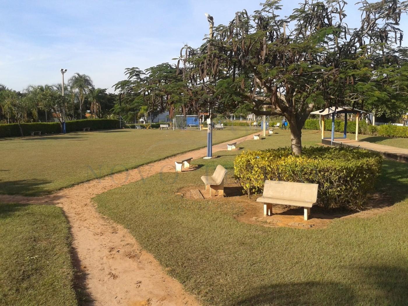 Chácara à venda com 2 quartos, 102m² - Foto 9