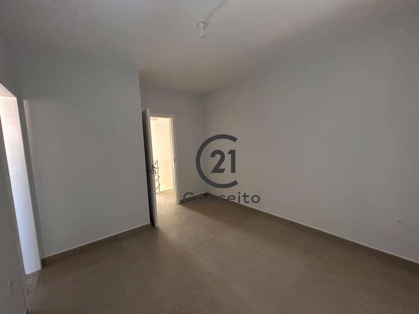 Casa para alugar com 3 quartos, 100m² - Foto 13