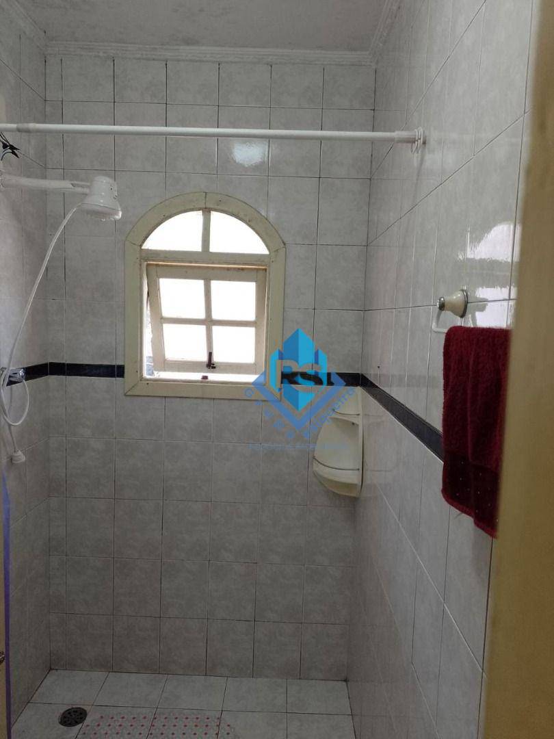 Sobrado à venda e aluguel com 3 quartos, 225M2 - Foto 44