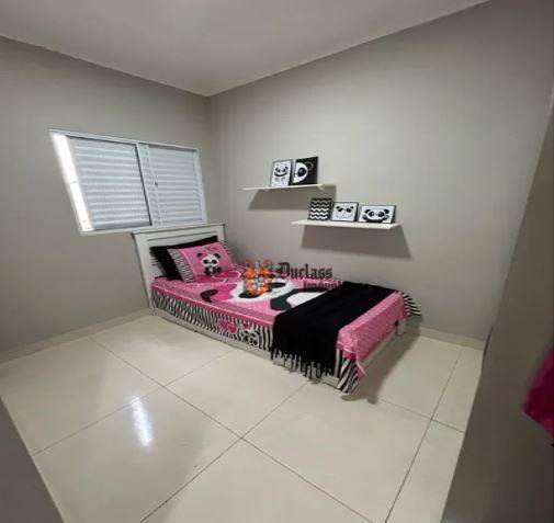 Casa à venda com 3 quartos, 88m² - Foto 8