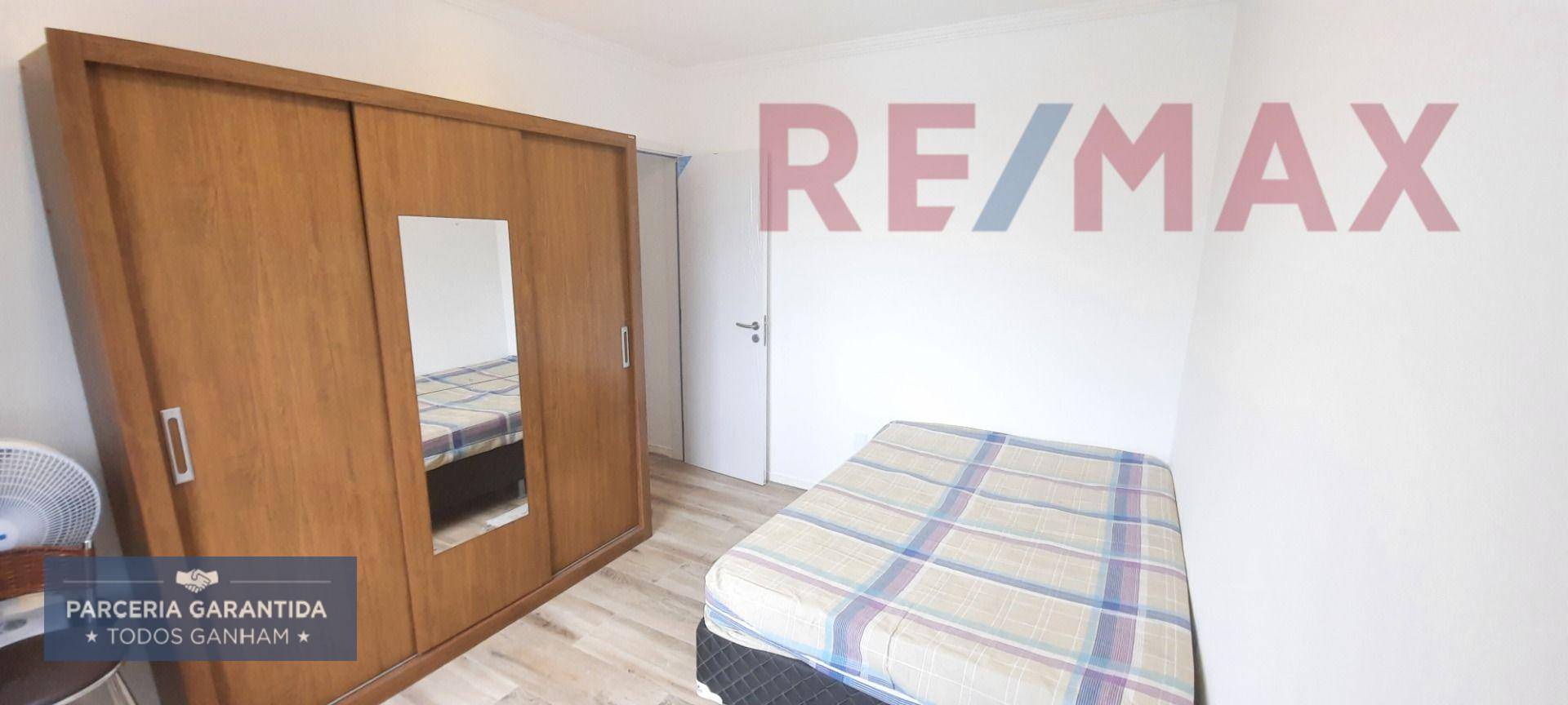 Apartamento à venda com 1 quarto, 50m² - Foto 8