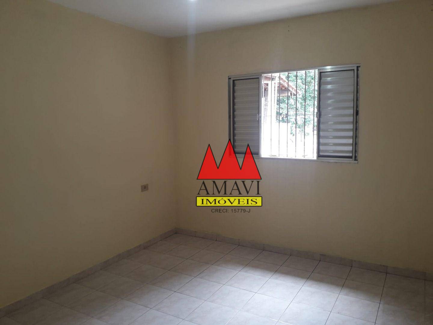 Casa para alugar com 3 quartos, 150m² - Foto 1