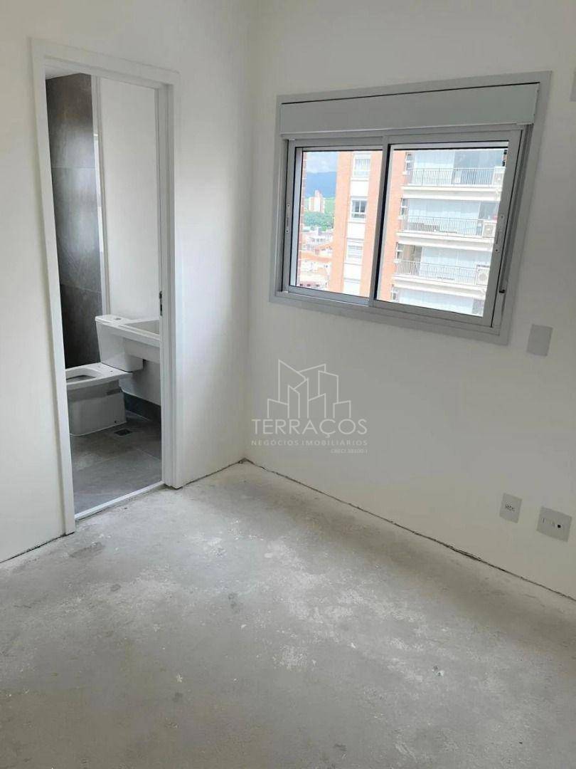 Apartamento à venda com 3 quartos, 152m² - Foto 10