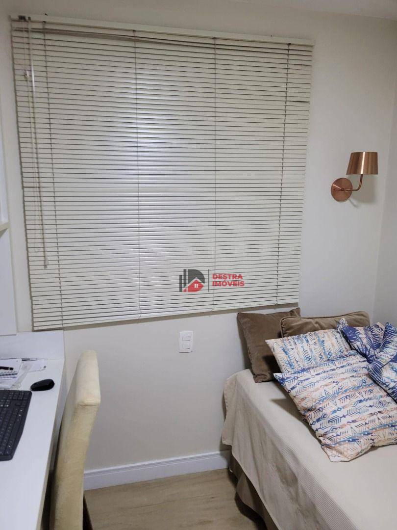 Apartamento à venda com 2 quartos, 55m² - Foto 17