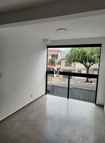 Apartamento à venda com 1 quarto, 37m² - Foto 2