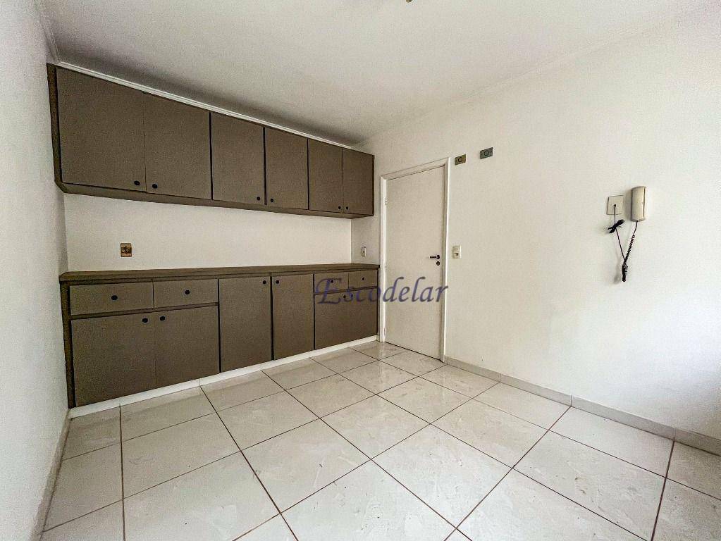 Apartamento para alugar com 3 quartos, 157m² - Foto 6