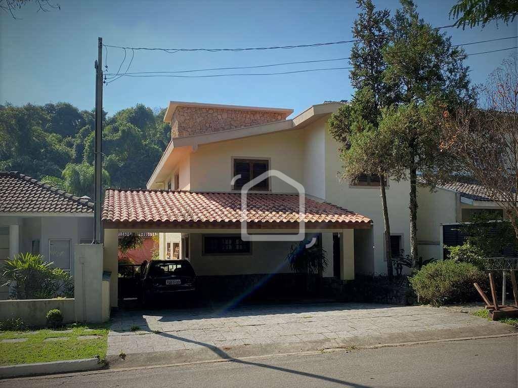 Casa de Condomínio à venda com 4 quartos, 304m² - Foto 1