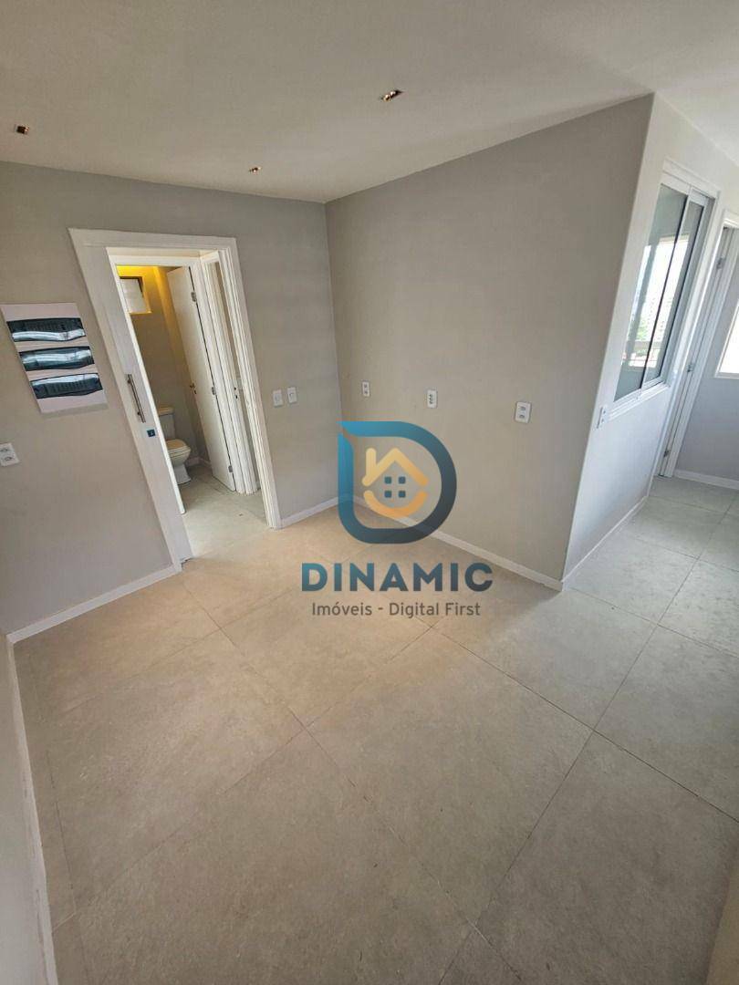 Apartamento à venda com 3 quartos, 144m² - Foto 32
