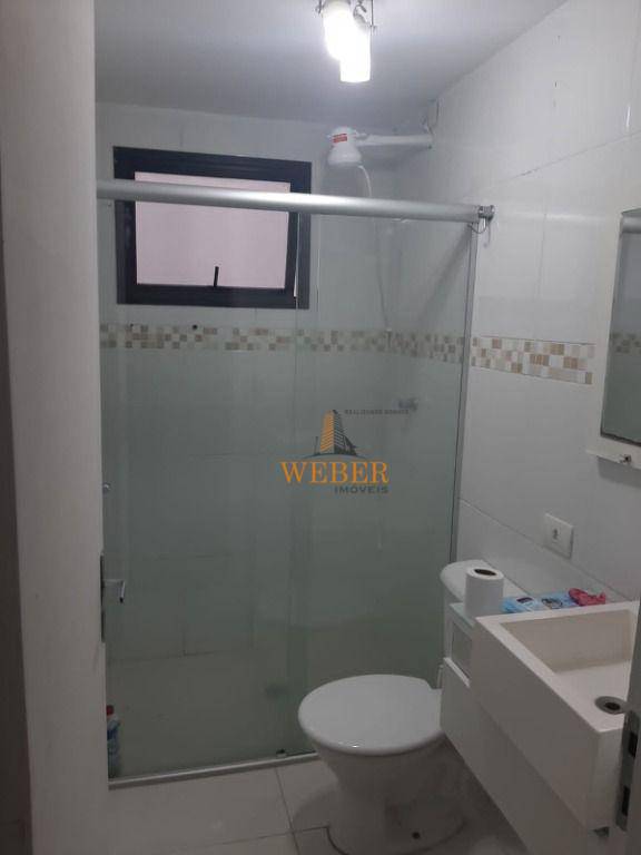 Apartamento para alugar com 2 quartos, 72m² - Foto 41