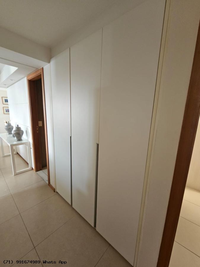 Apartamento para alugar com 3 quartos, 155m² - Foto 4