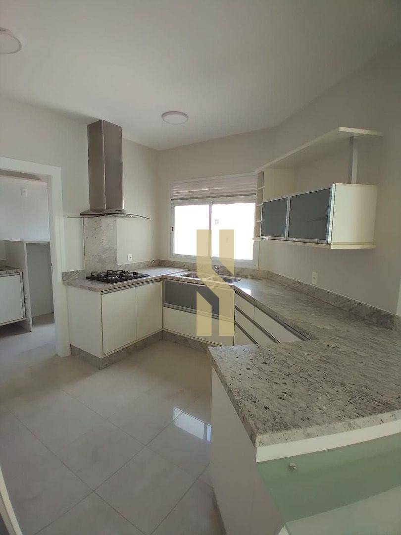 Apartamento à venda com 3 quartos, 138m² - Foto 13