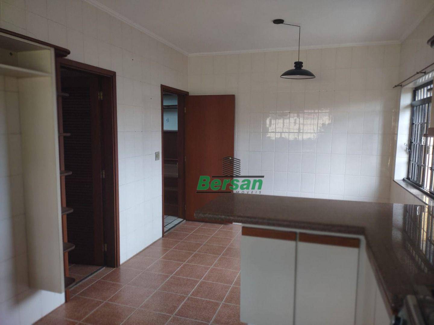Casa de Condomínio à venda e aluguel com 3 quartos, 286m² - Foto 14