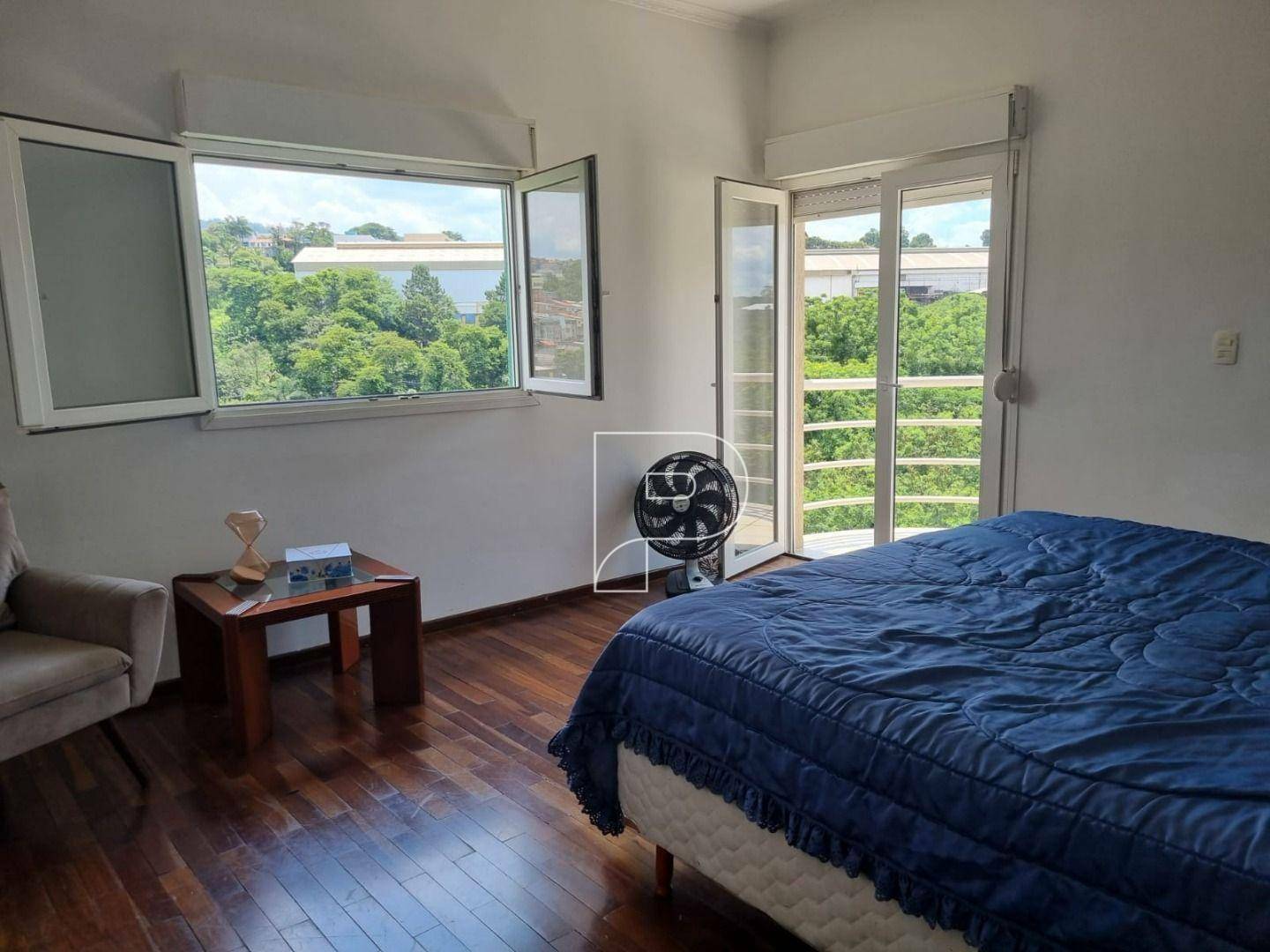 Casa de Condomínio à venda com 4 quartos, 500m² - Foto 24