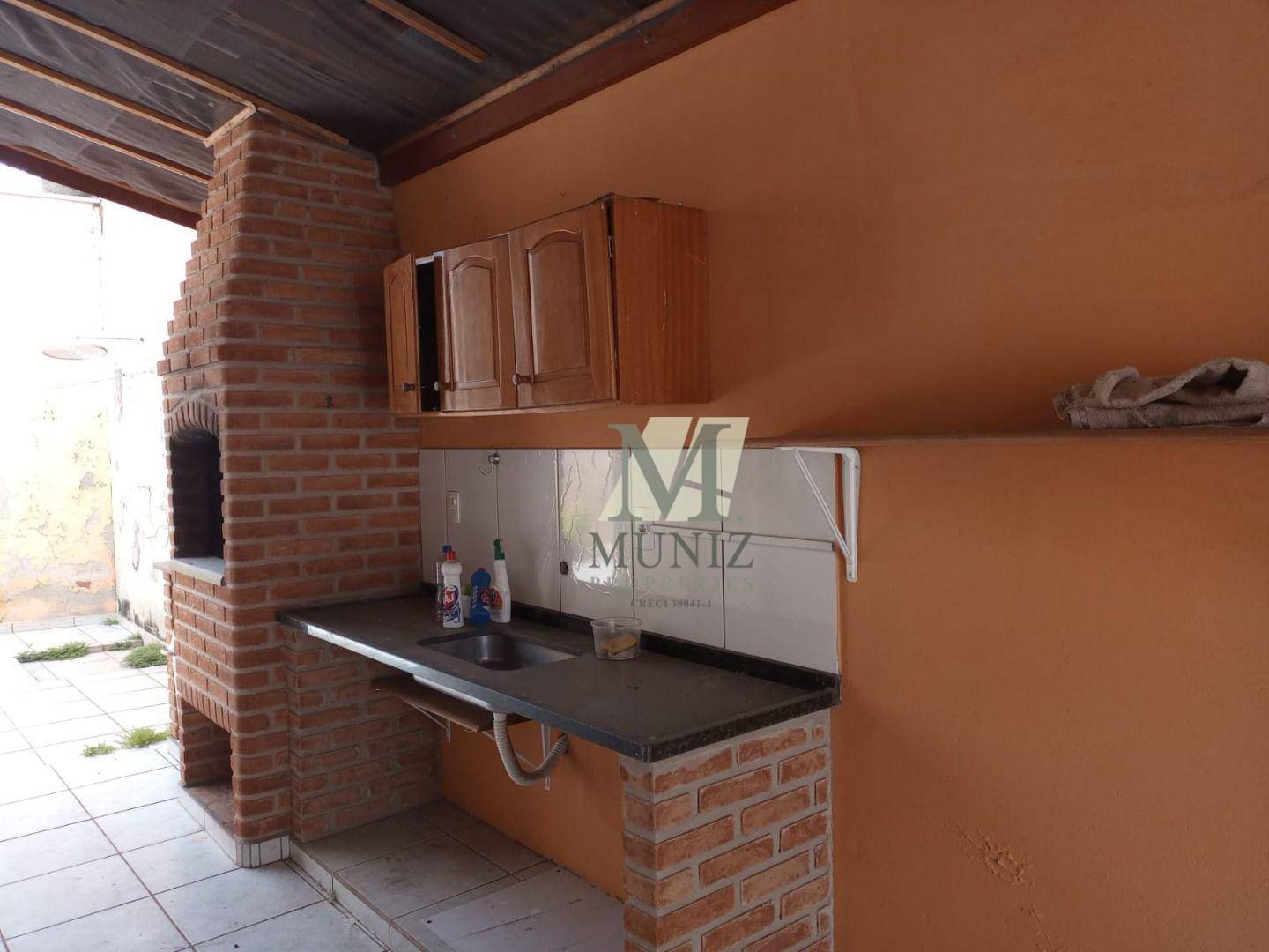 Casa à venda com 4 quartos, 250m² - Foto 28