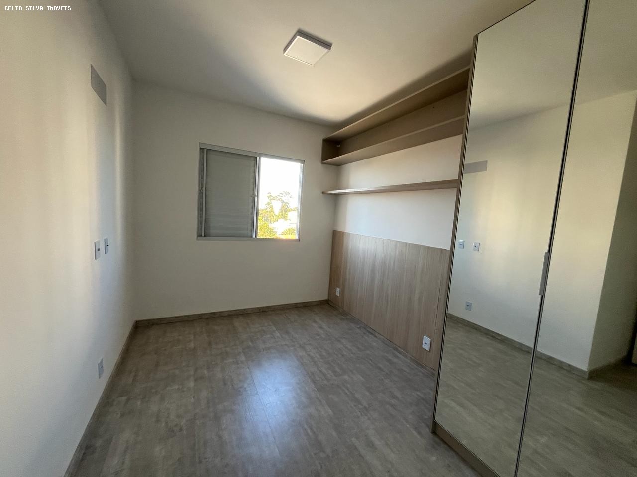 Apartamento à venda com 2 quartos, 56m² - Foto 13
