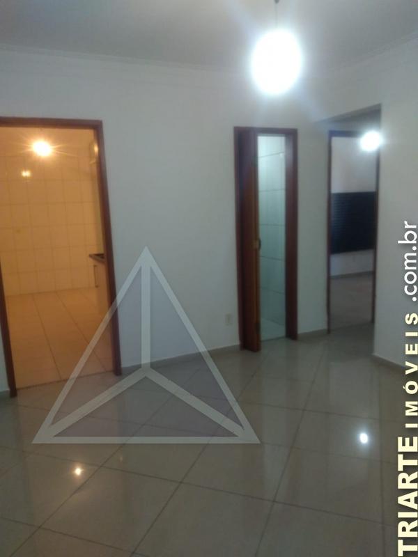 Apartamento à venda com 2 quartos, 65m² - Foto 3