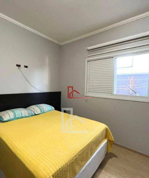 Casa de Condomínio à venda com 3 quartos, 180m² - Foto 2