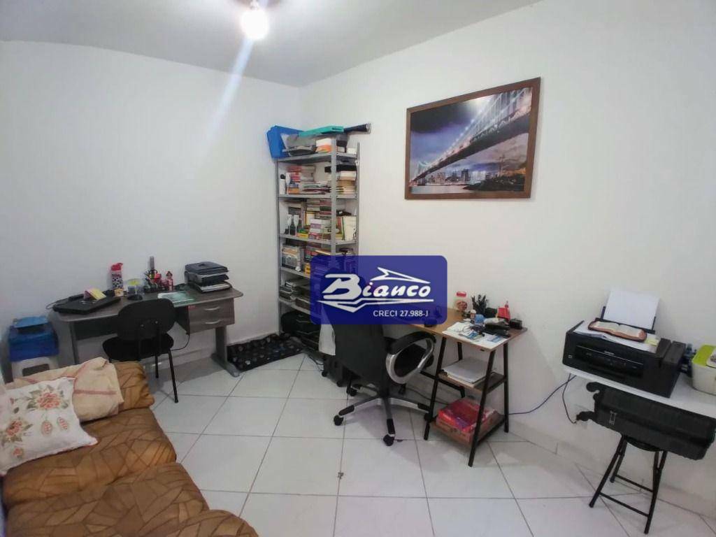 Casa à venda com 4 quartos, 280m² - Foto 25