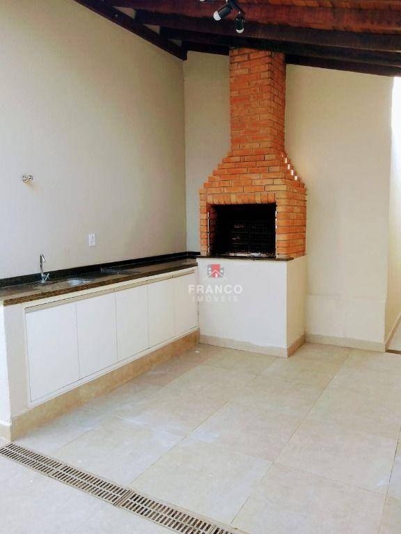 Casa para alugar com 3 quartos, 150m² - Foto 4