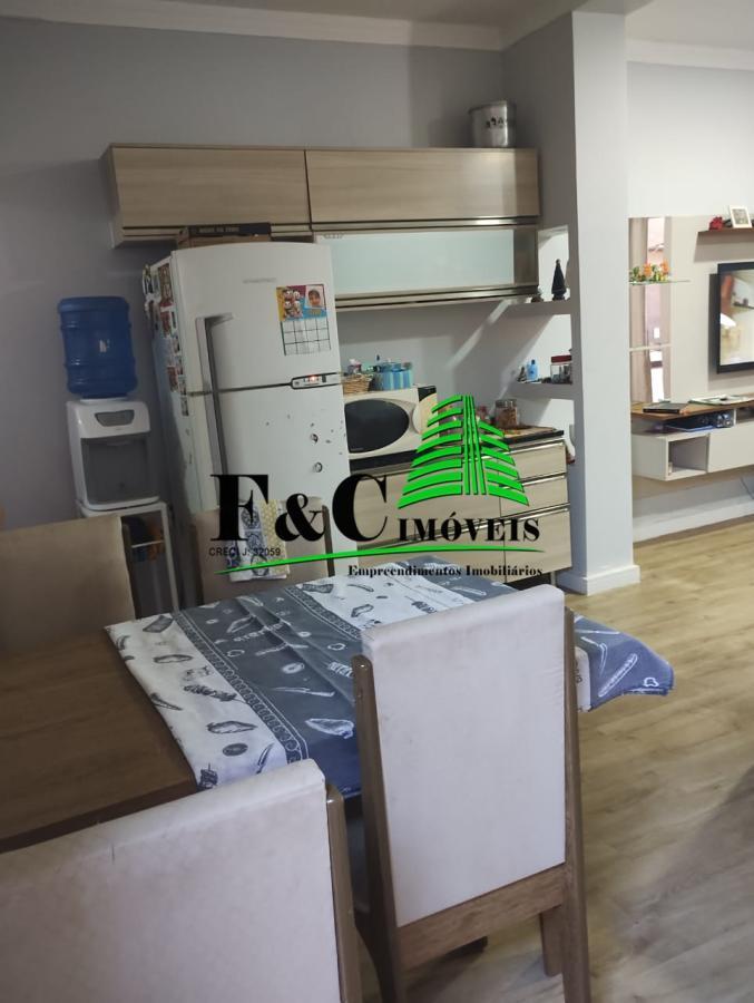 Casa à venda com 5 quartos, 200m² - Foto 17