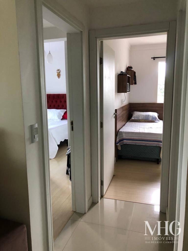 Apartamento à venda com 2 quartos, 63m² - Foto 12