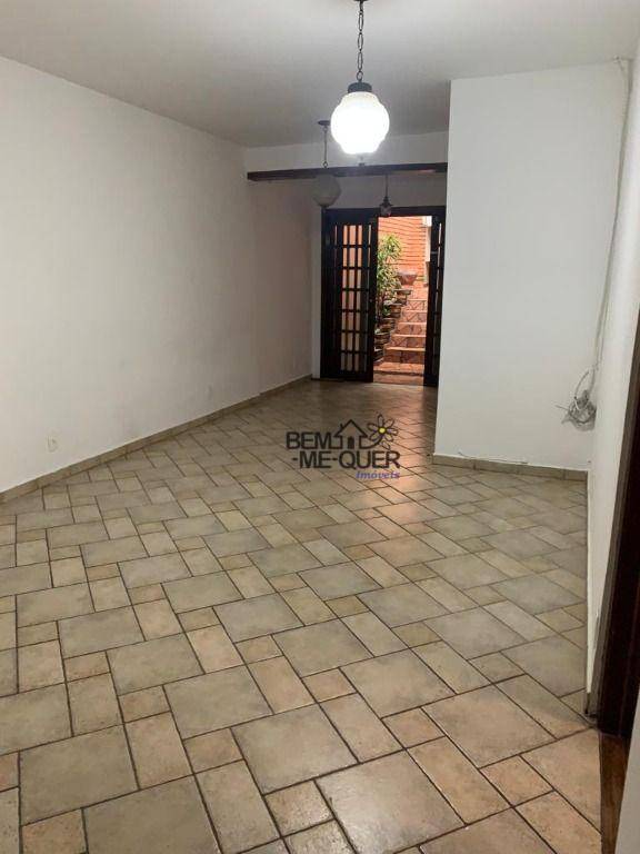 Casa à venda com 3 quartos, 180m² - Foto 29