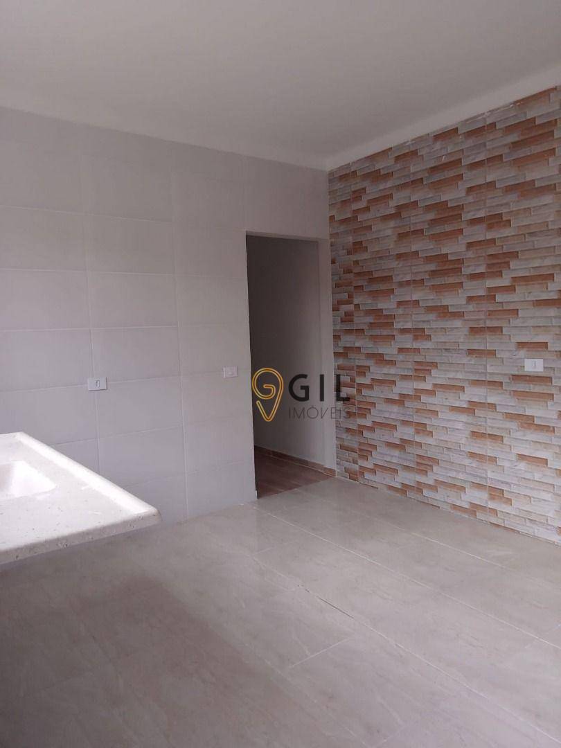 Casa à venda com 2 quartos, 79m² - Foto 6