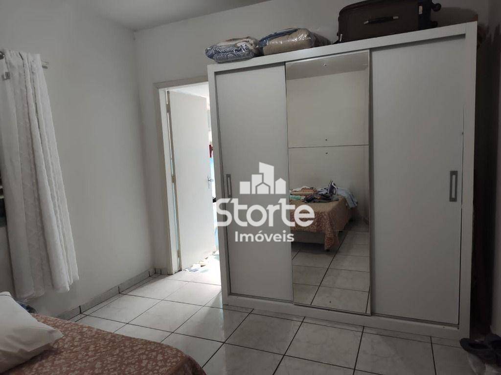 Casa à venda com 3 quartos, 140m² - Foto 10